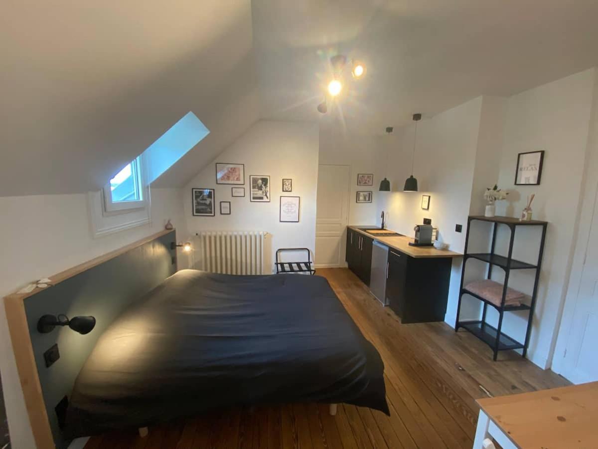 Ferienwohnung Le Manoir Des Lys Tilly-sur-Seulles Exterior foto